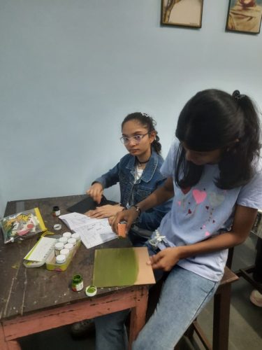 06ed2194-913b-4ed2-aac2-8053fefcb025