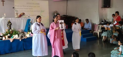 f8dd0b79-5f06-40ca-8845-1ba625d42c3c