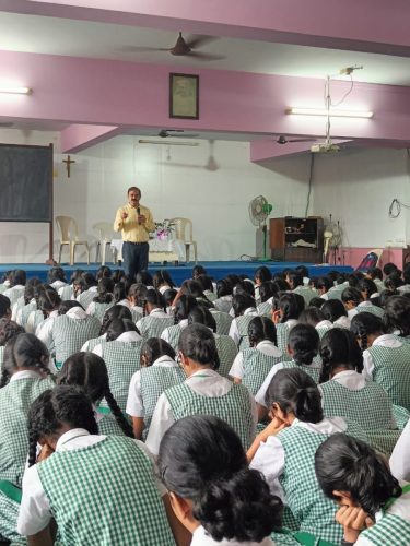 85cca8f2-43a3-43b3-98d5-f372c4a7df38