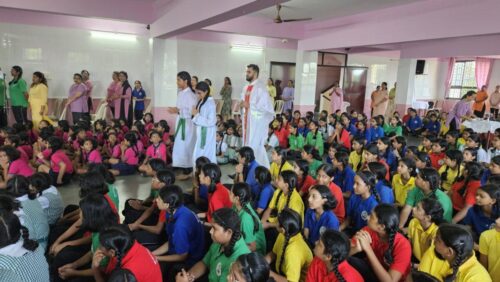 6caad42e-9109-4db2-81b7-ce9e78855342