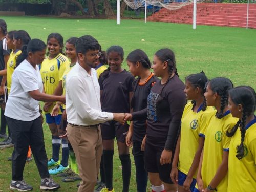 b9067533-8e5e-421c-915a-fde89ed5b1f8