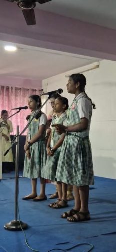 49617d13-9756-40c5-bf7d-449020461895