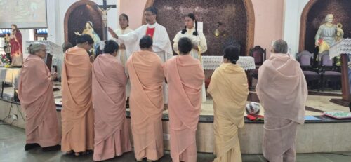 e7a4fd49-6674-4dc7-bffd-42eb55dc8f5a