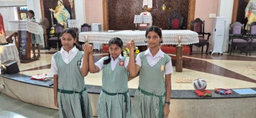 f2ce3235-b228-4043-a1a4-e0433145ad70