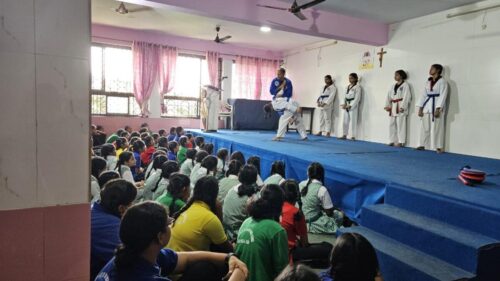 2f978772-25f1-422c-9e61-ce94ba7ae071