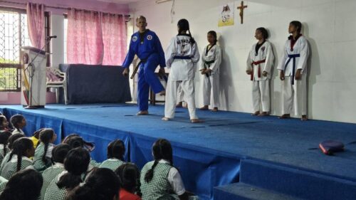 49f02f90-af5a-4647-9d03-538accbfa9f2