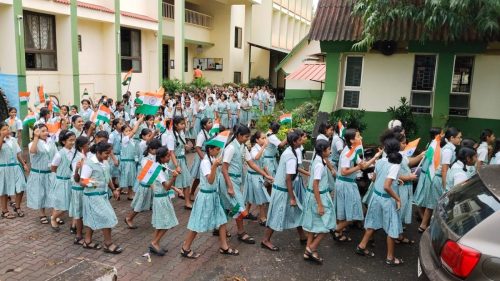 e1628d01-d5f9-43f7-bed2-58ec04db54af