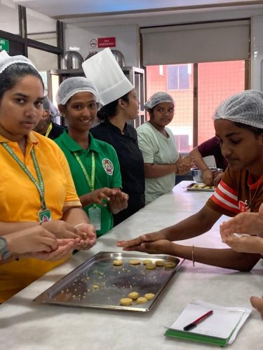 fda65aea-32dd-4060-aa03-910acbd56fa8