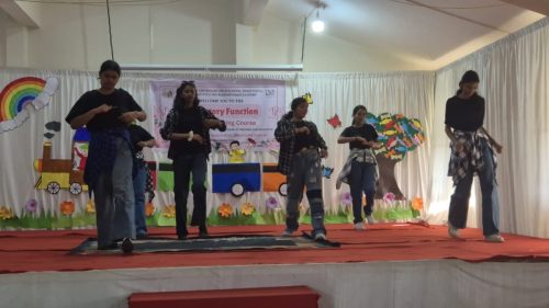 aa5eff04-2464-465b-a4e0-9bb9b57e0ef2