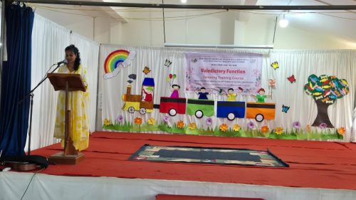 e12cb35a-eb7c-49e0-8177-8aa2cf365a61