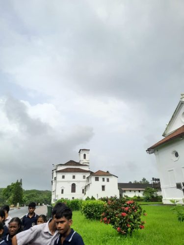 cce69403-30b7-4ded-8429-abc556b95580